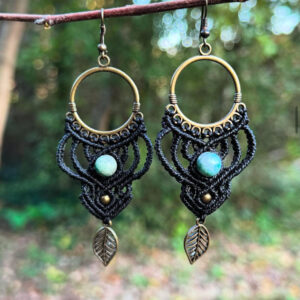 candice-mary-micro-macrame-creatrice-artisanat-lithotherapie-rochefort-du-gard-boucle-oreille-laiton-ethnique-amazonite