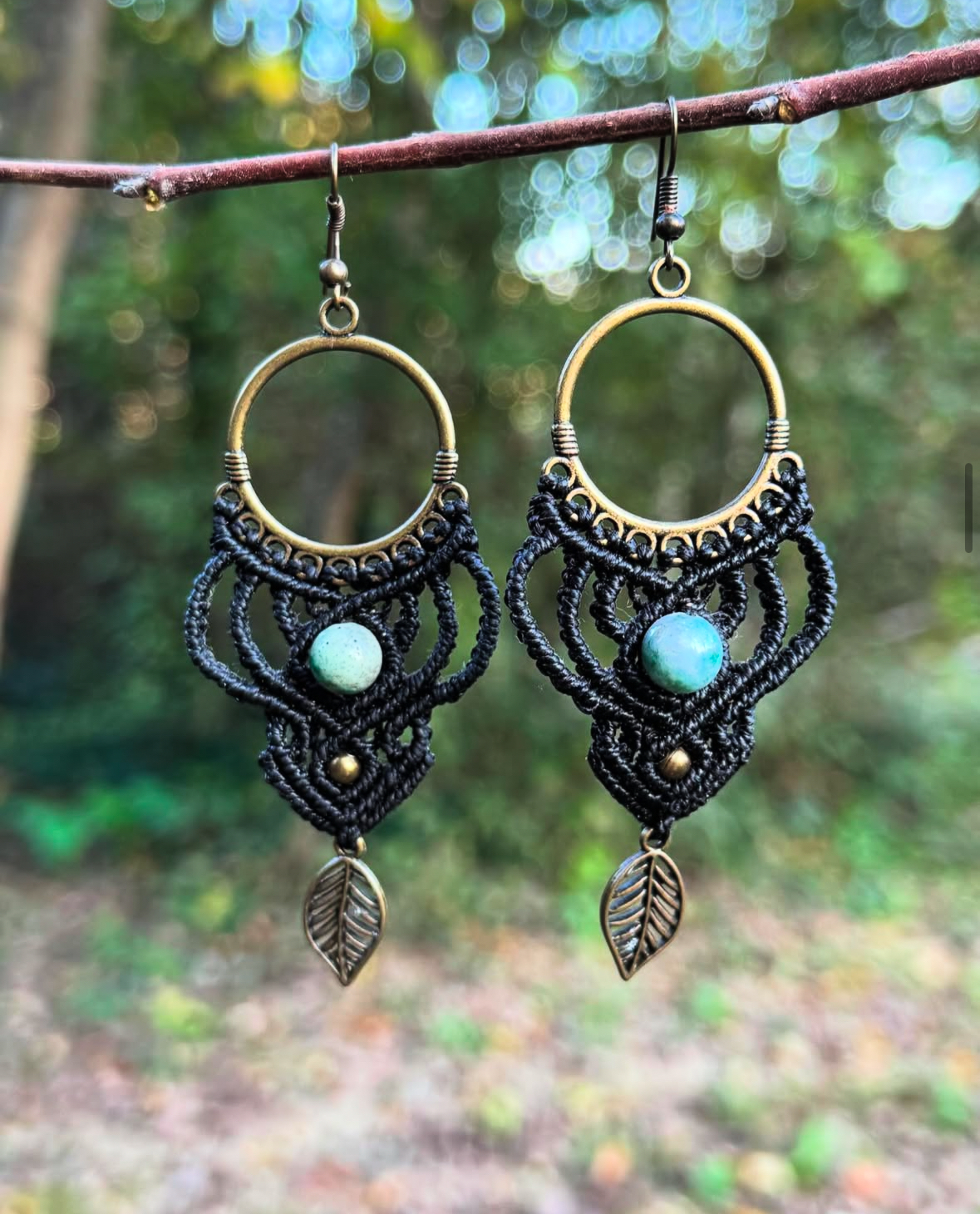 candice-mary-micro-macrame-creatrice-artisanat-lithotherapie-rochefort-du-gard-boucle-oreille-laiton-ethnique-amazonite