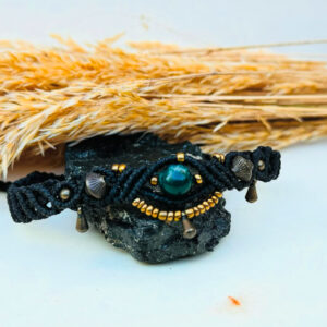 candice-mary-micro-macrame-creatrice-artisanat-lithotherapie-rochefort-du-gard-bracelet-malachite